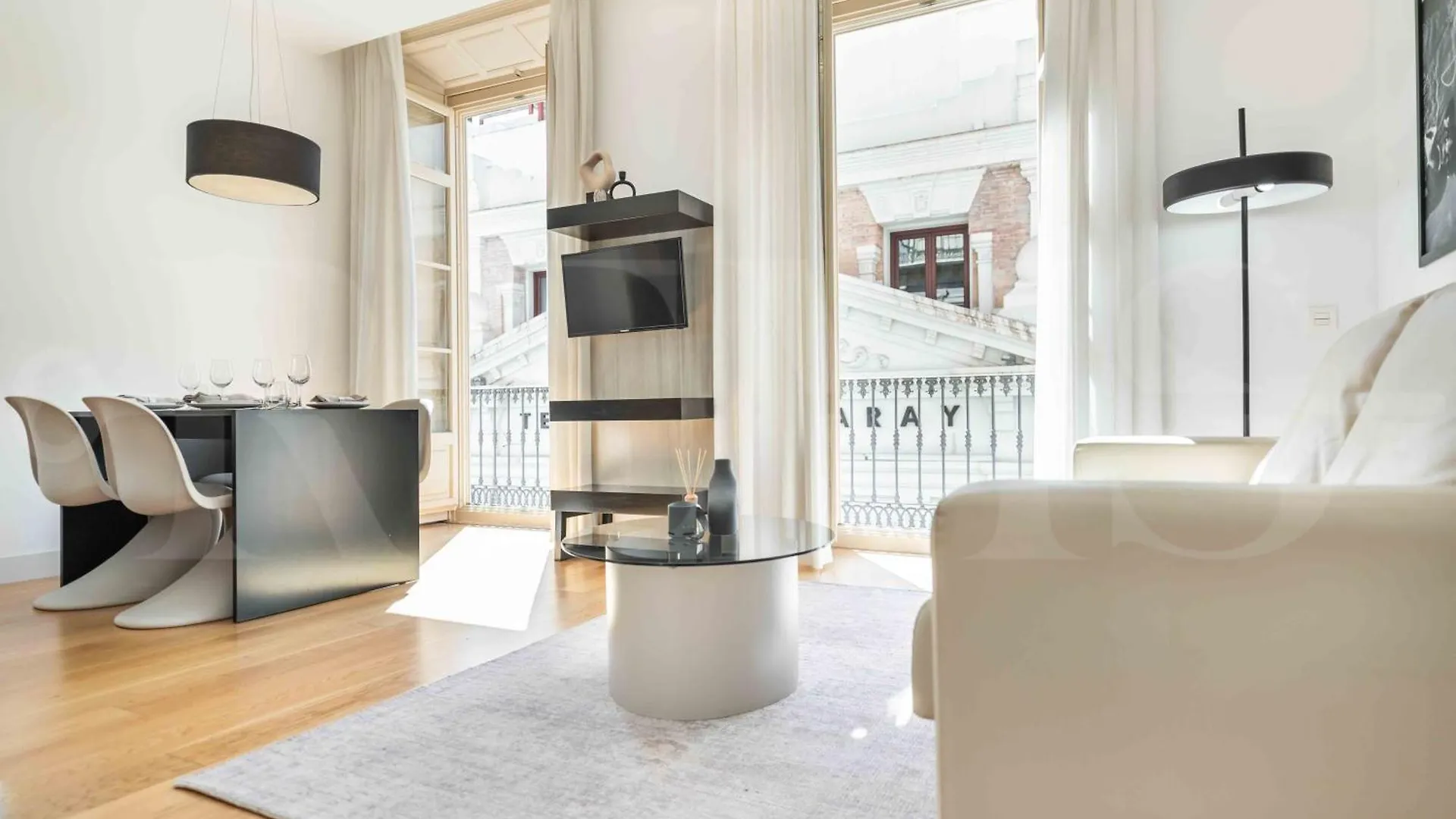 מאלגה Inviting Apartment In Historic Center By Rems
